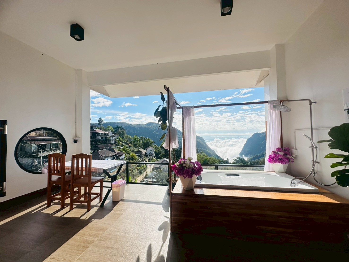 รูม 3 ภาพที่ 4